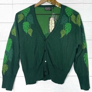Voodoo Vixen | Cropped Leafy Green Cardigan